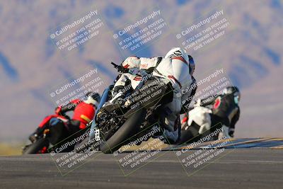 media/Dec-04-2022-CVMA (Sun) [[e38ca9e4fc]]/Race 12 500 Supersport-350 Supersport/